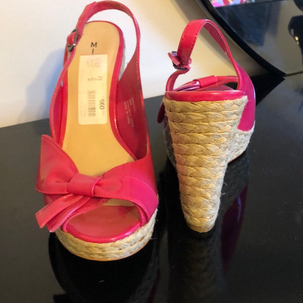 Pink Wedges